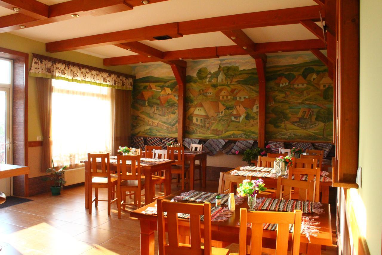 Cafe-Motel Goryanka Uzhhorod Exterior photo